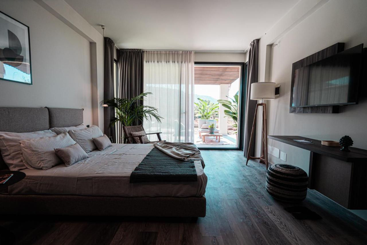 Insulae Resort Чефалу Екстериор снимка