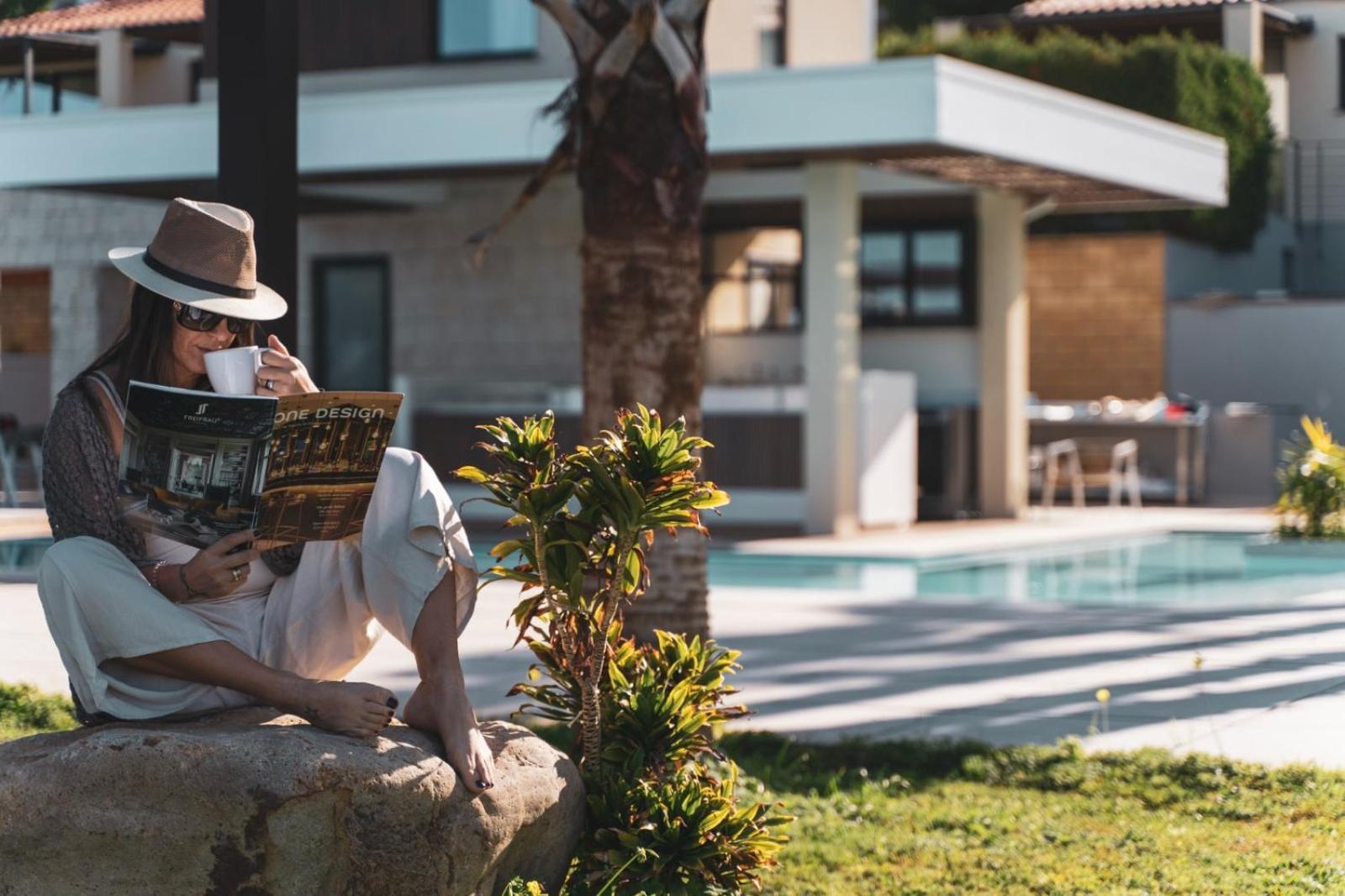 Insulae Resort Чефалу Екстериор снимка