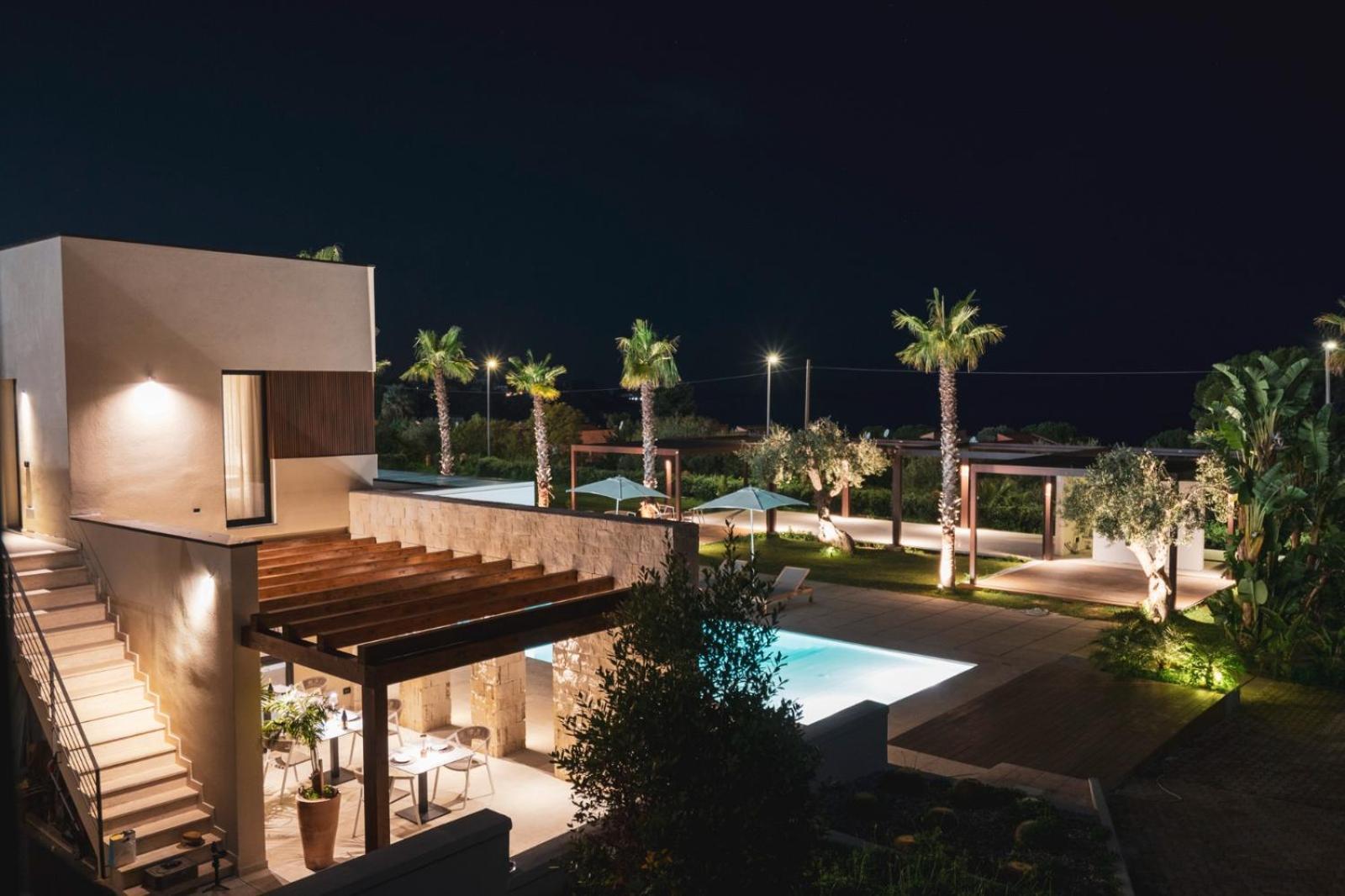 Insulae Resort Чефалу Екстериор снимка