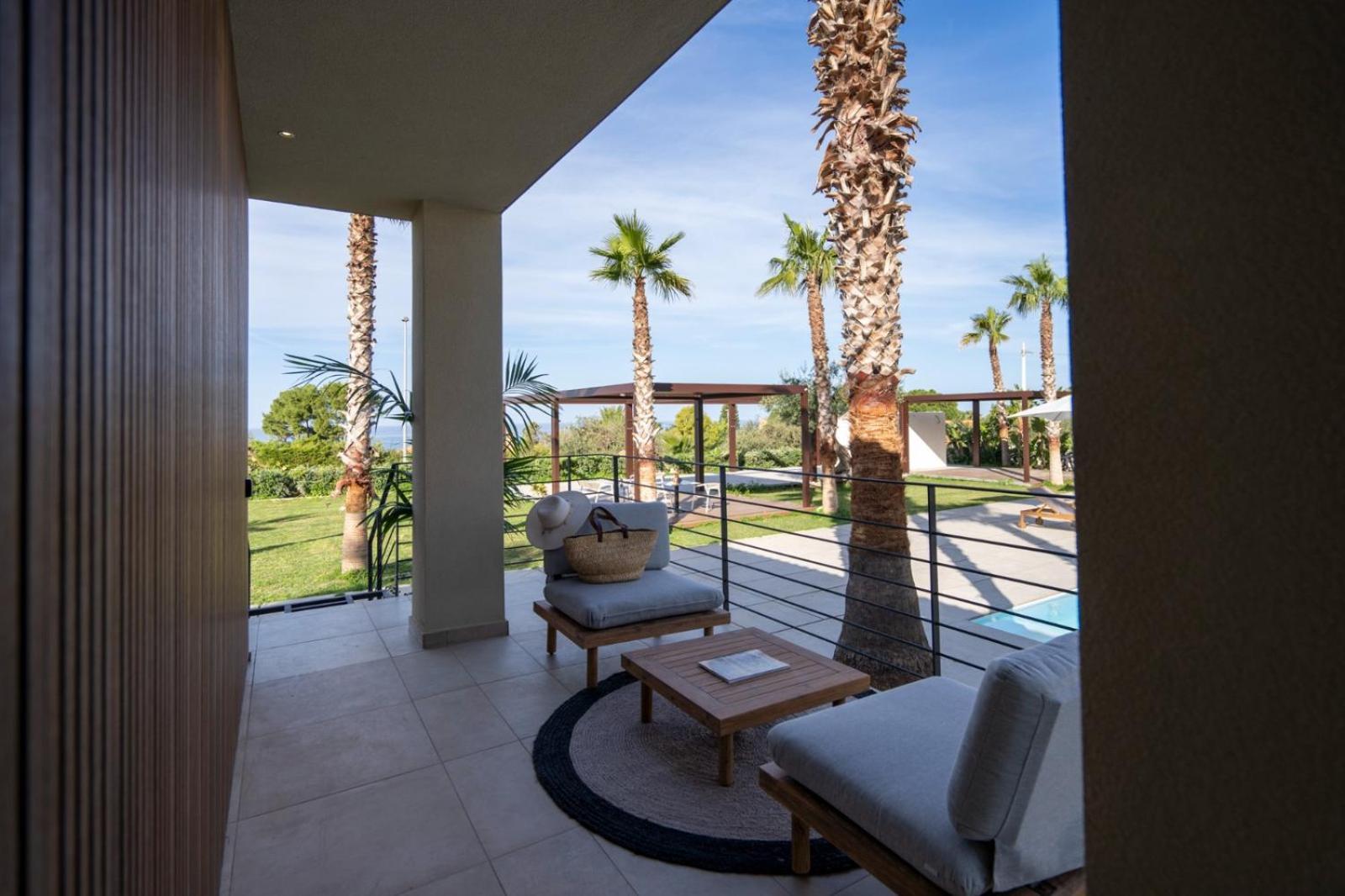 Insulae Resort Чефалу Екстериор снимка